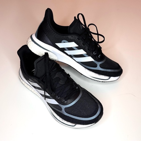 Adidas Women’s Supernova Black / White / Silver Athletic Running Sneakers Size-6 - Picture 10 of 11